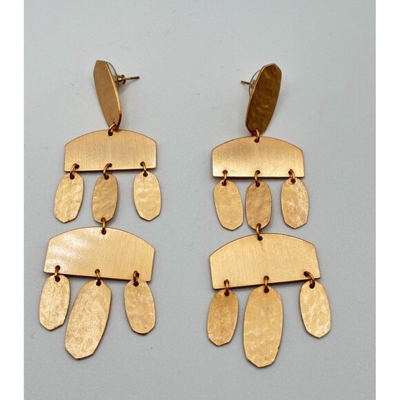 Kendra Scott Emmet Textured Gold Chandelier Drop Earrings - Picture 1 of 8
